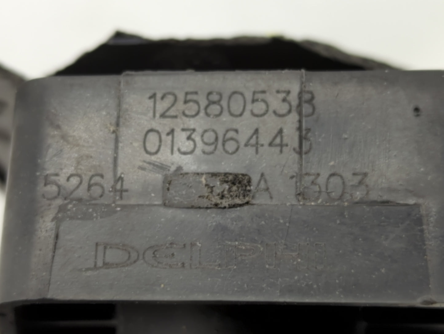 2003-2006 Saturn Ion Ignition Coil Igniter Pack - Oemusedautoparts1.com
