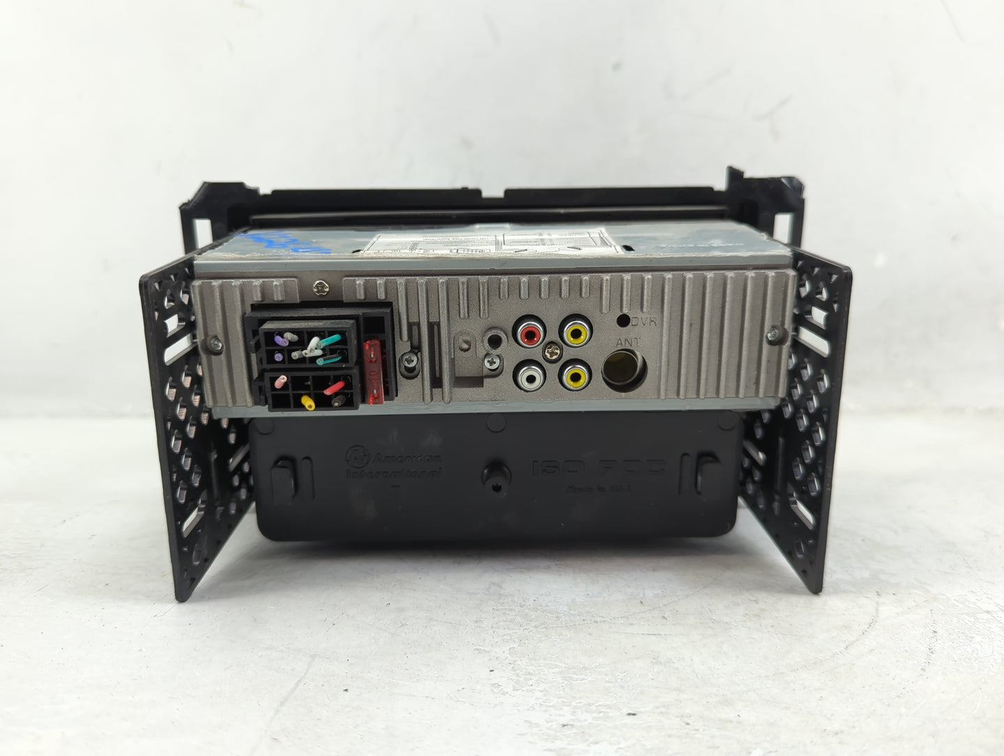2006 Saturn Ion Radio AM FM Cd Player Receiver Replacement Fits OEM Used Auto Parts - Oemusedautoparts1.com