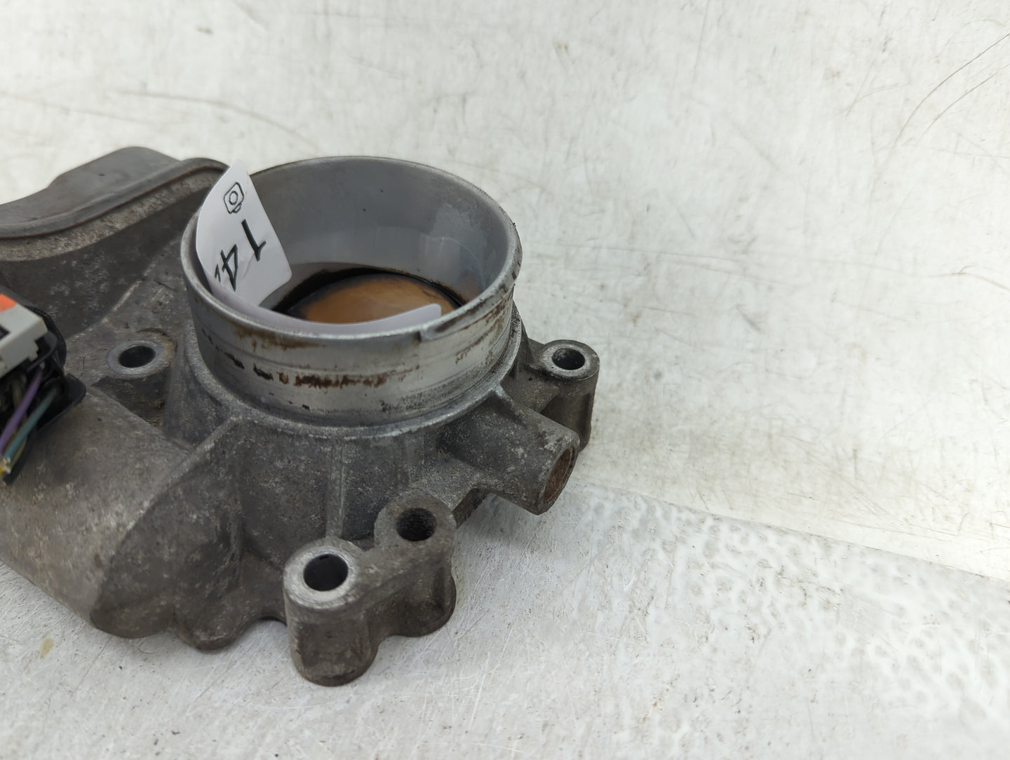 2006 Saturn Ion Throttle Body Fits OEM Used Auto Parts - Oemusedautoparts1.com