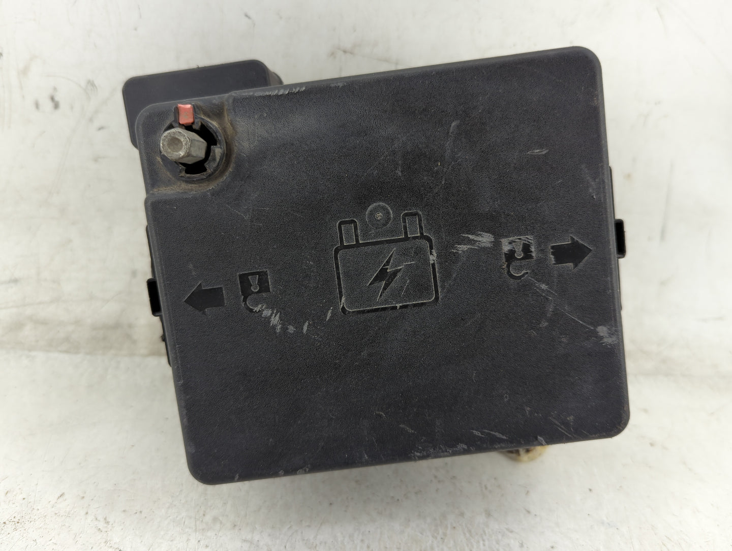 2006 Saturn Ion Fusebox Fuse Box Panel Relay Module P/N:13530414 15819063 Fits OEM Used Auto Parts - Oemusedautoparts1.com