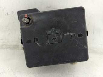 compare product 2006 Saturn Ion Fusebox Fuse Box Panel Relay Module P/N:13530414 15819063 Fits OEM Used Auto Parts