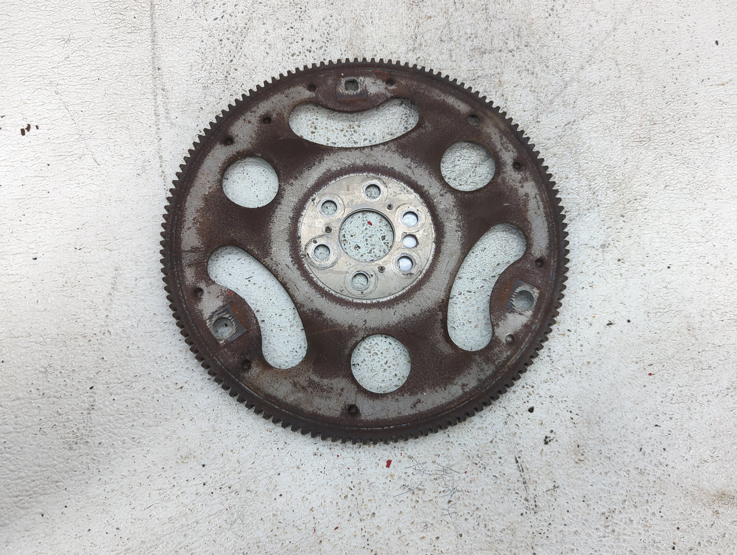 2005-2007 Saturn Ion Transmission Flywheel Flexplate Fits OEM Used Auto Parts - Oemusedautoparts1.com
