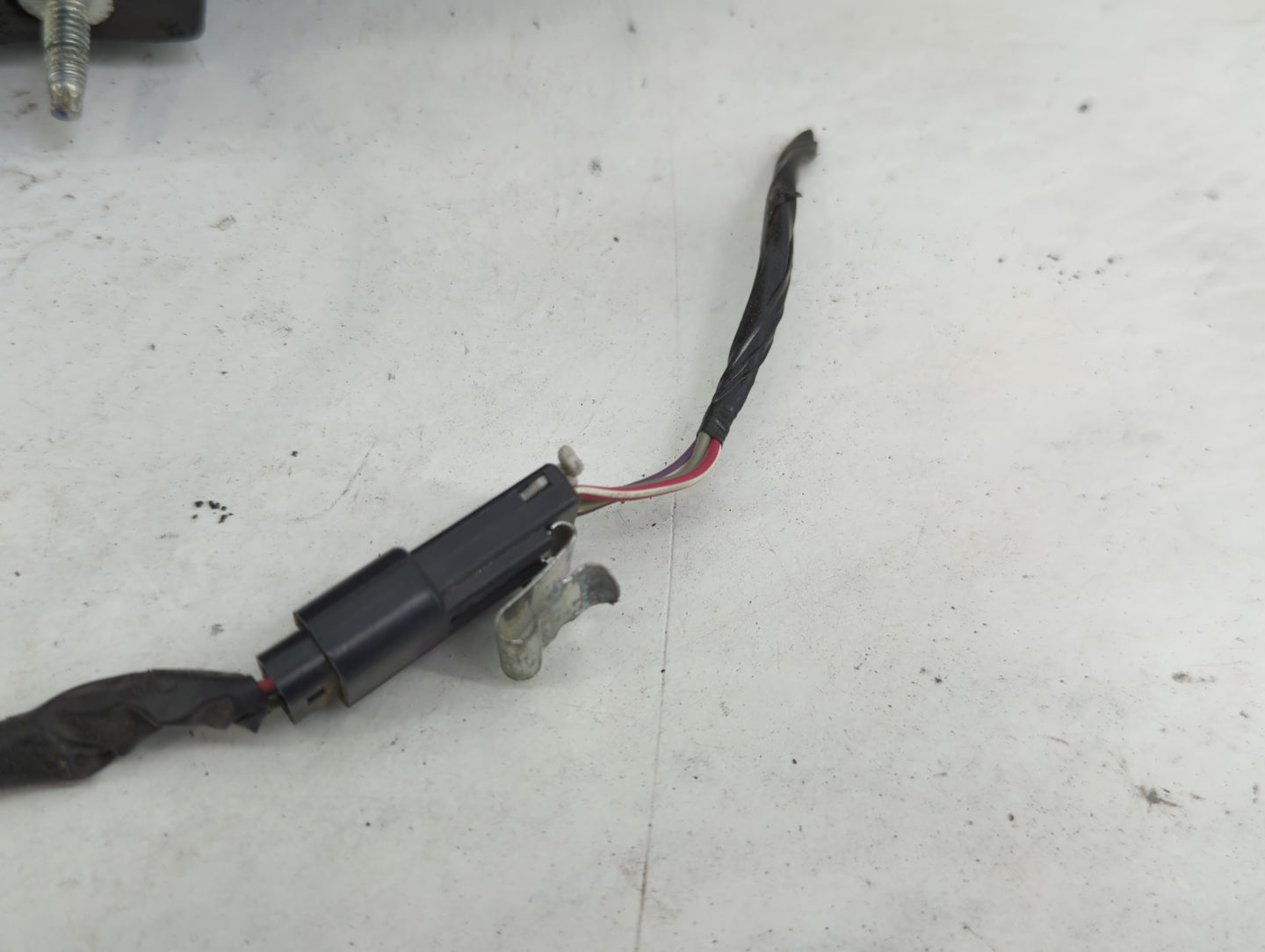 2006 Saturn Ion Passenger Side View Mirror - Right Door Mirror OEM Used - Oemusedautoparts1.com