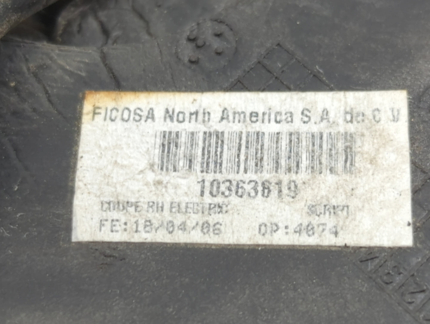 2006 Saturn Ion Passenger Side View Mirror - Right Door Mirror OEM Used - Oemusedautoparts1.com