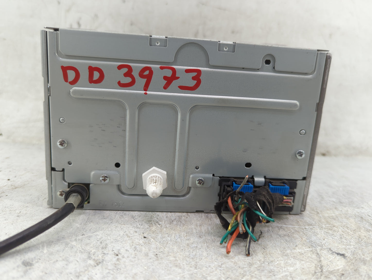 2006-2007 Saturn Ion Radio AM FM Cd Player Receiver Replacement P/N:CQ-JG1567YC 15850680 Fits Fits 2006 2007 OEM Used Auto P