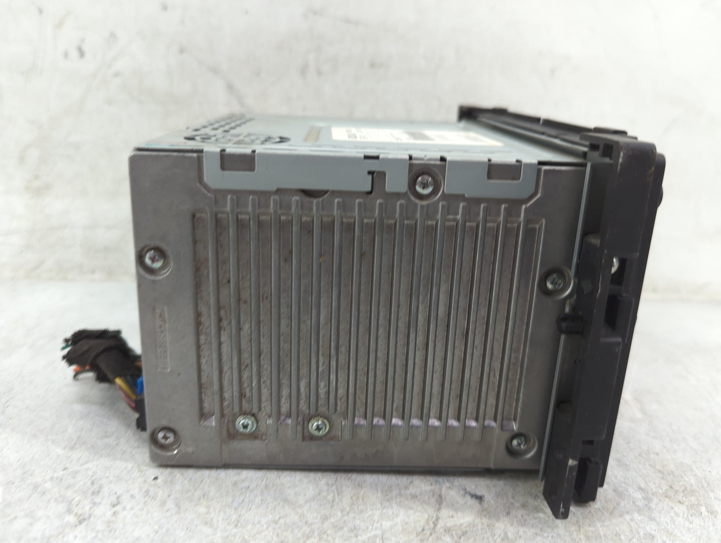 2006-2007 Saturn Ion Radio AM FM Cd Player Receiver Replacement P/N:CQ-JG1567YC 15850680 Fits Fits 2006 2007 OEM Used Auto P