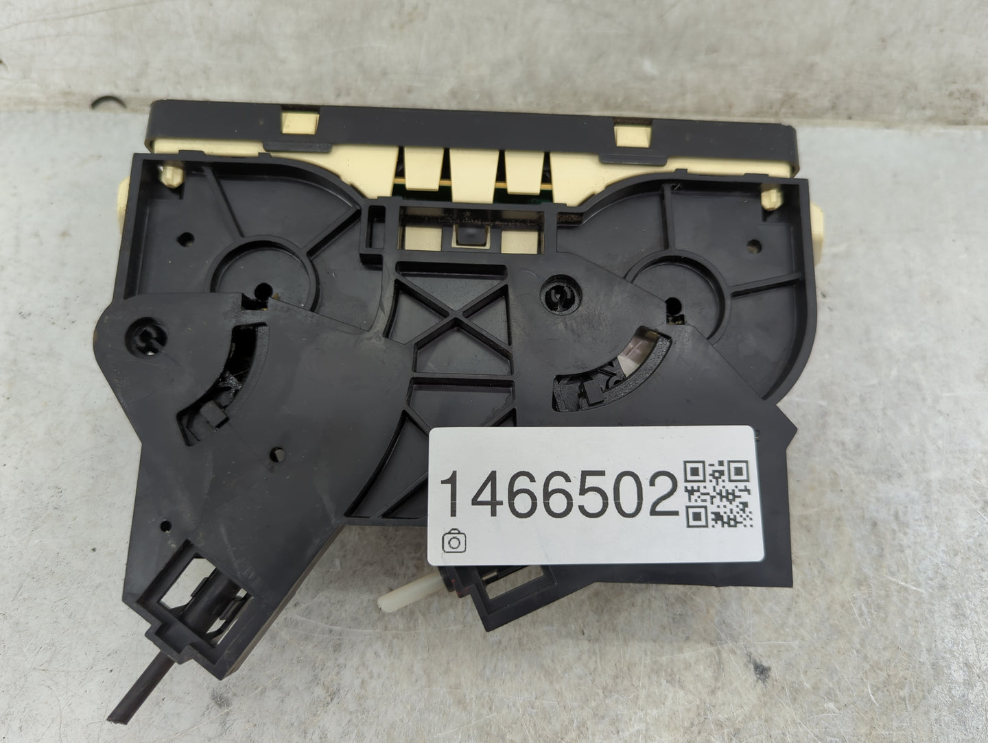 2006-2007 Saturn Ion Climate Control Module Temperature AC/Heater Replacement P/N:15806918 Fits Fits 2006 2007 OEM Used Auto
