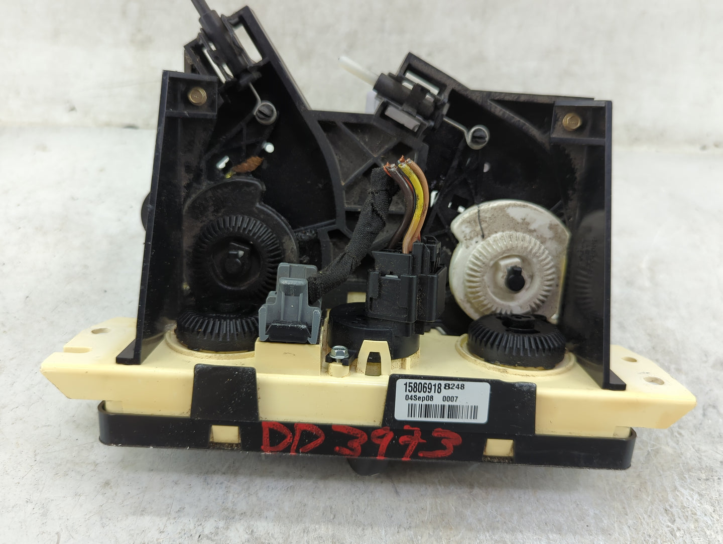 2006-2007 Saturn Ion Climate Control Module Temperature AC/Heater Replacement P/N:15806918 Fits Fits 2006 2007 OEM Used Auto