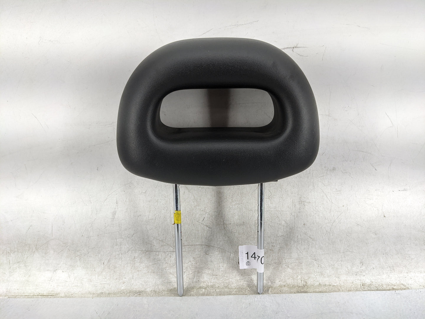 2006 Saturn Ion Headrest Head Rest Front Driver Seat Black - Oemusedautoparts1.com