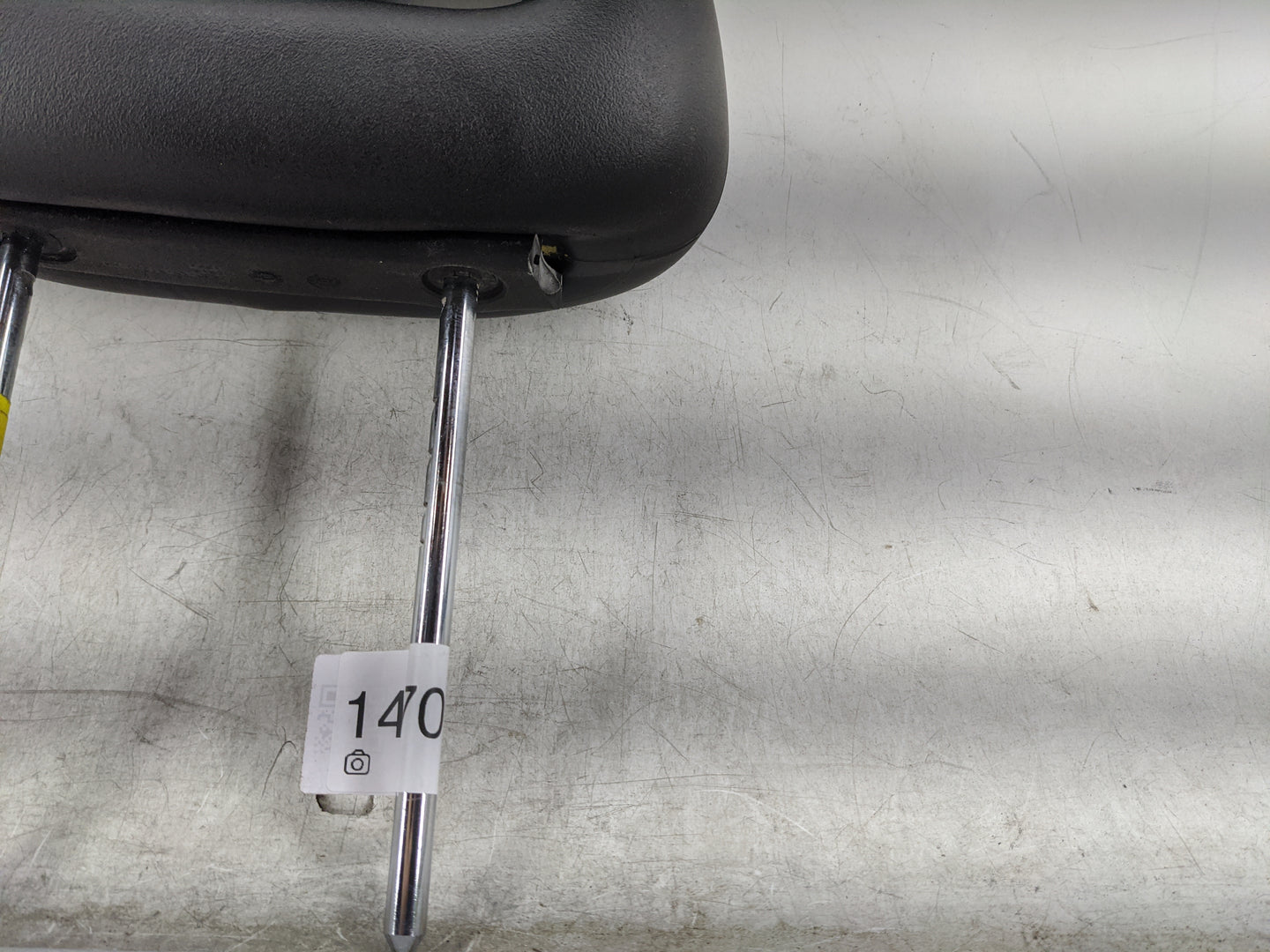 2006 Saturn Ion Headrest Head Rest Front Driver Seat Black - Oemusedautoparts1.com