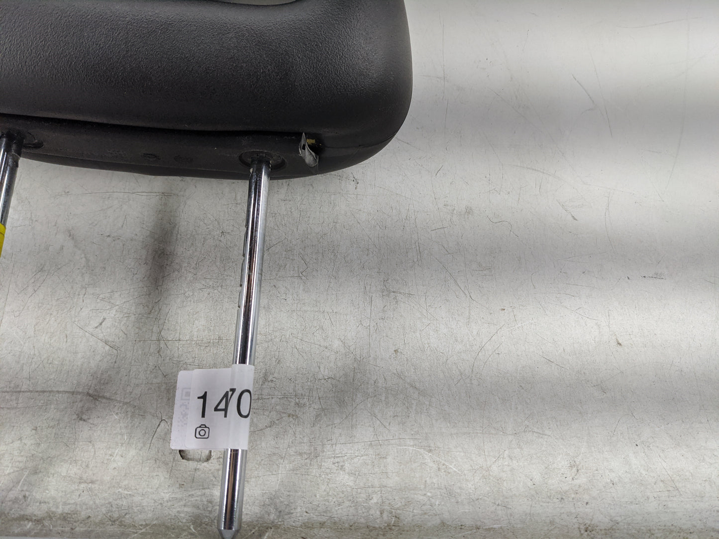 2006 Saturn Ion Headrest Head Rest Front Driver Seat Black - Oemusedautoparts1.com