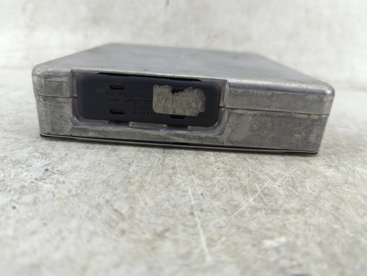 2005-2006 Saturn Ion PCM Engine Control Computer ECU ECM PCU OEM P/N:2L8A-12A650-AD AJ48-18881-B Fits Fits 2005 2006 OEM Use