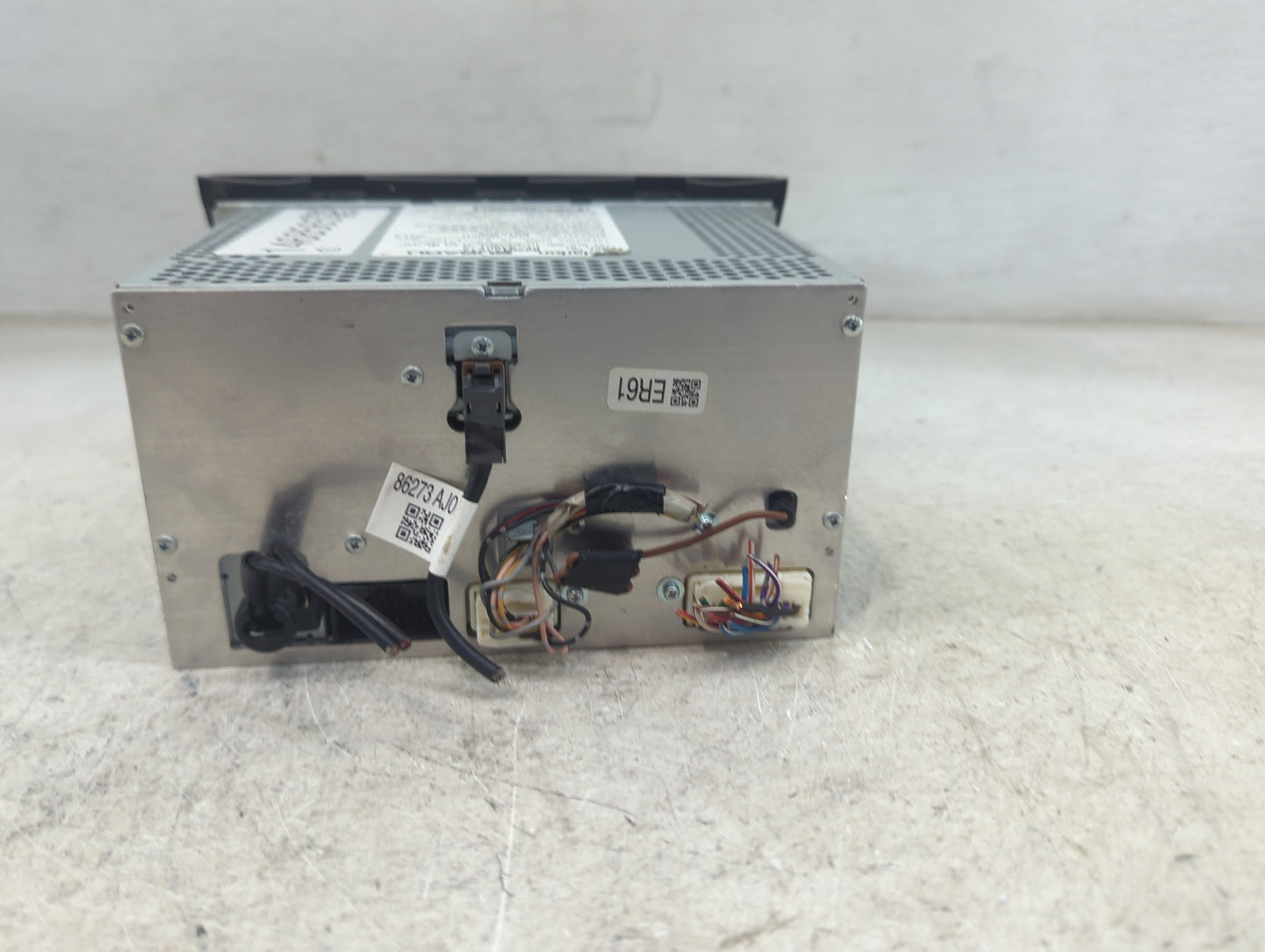2006-2007 Saturn Ion Radio AM FM Cd Player Receiver Replacement P/N:86201AJ61A Fits Fits 2006 2007 OEM Used Auto Parts - Oem