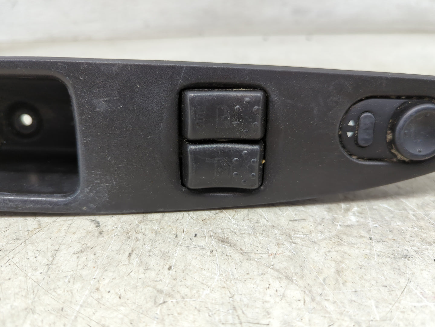 2003-2007 Saturn Ion Master Power Window Switch Replacement Driver Side Left P/N:22692519LH Fits Fits 2003 2004 2005 2006 20