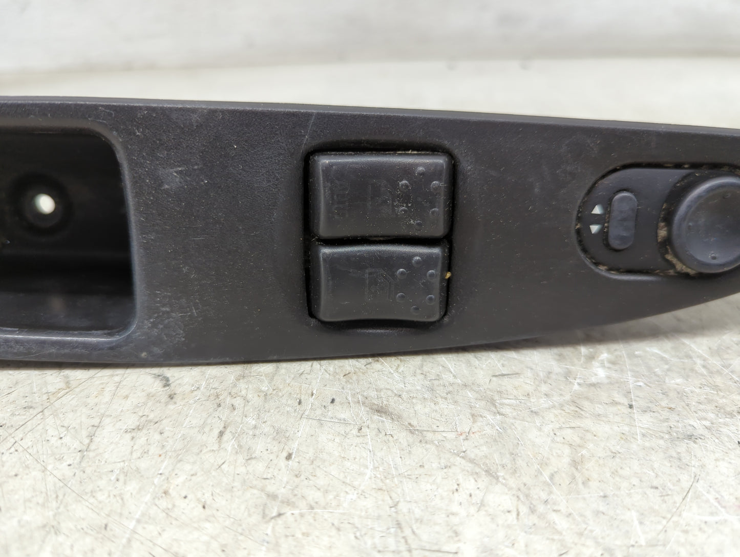 2003-2007 Saturn Ion Master Power Window Switch Replacement Driver Side Left P/N:22692519LH Fits Fits 2003 2004 2005 2006 20