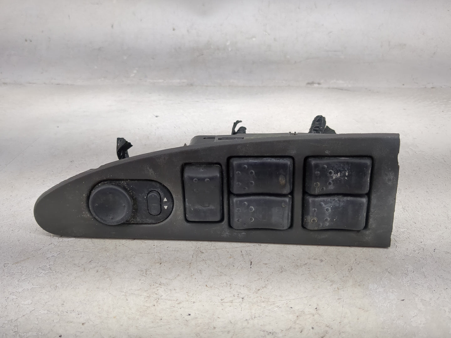 2003-2007 Saturn Ion Master Power Window Switch Replacement Driver Side Left P/N:22664398 22632501 Fits OEM Used Auto Parts 