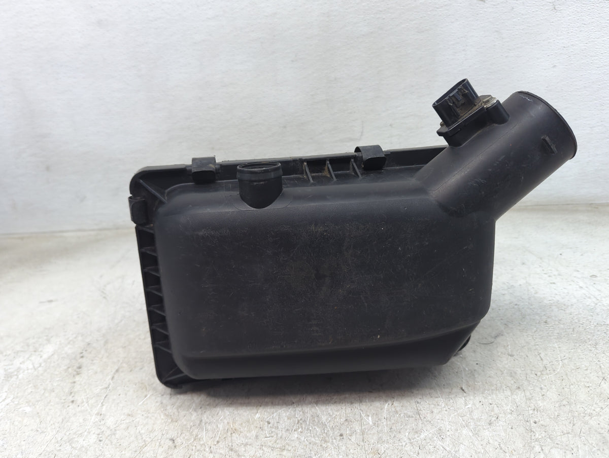 2006-2006 Saturn Ion Air Cleaner Intake-duct Hose Tube 1495475 - Oemusedautoparts1.com
