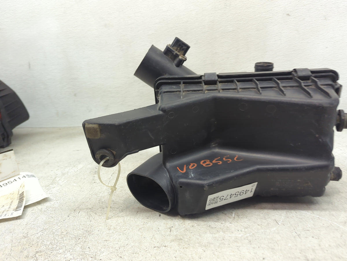 2006-2006 Saturn Ion Air Cleaner Intake-duct Hose Tube 1495475 - Oemusedautoparts1.com