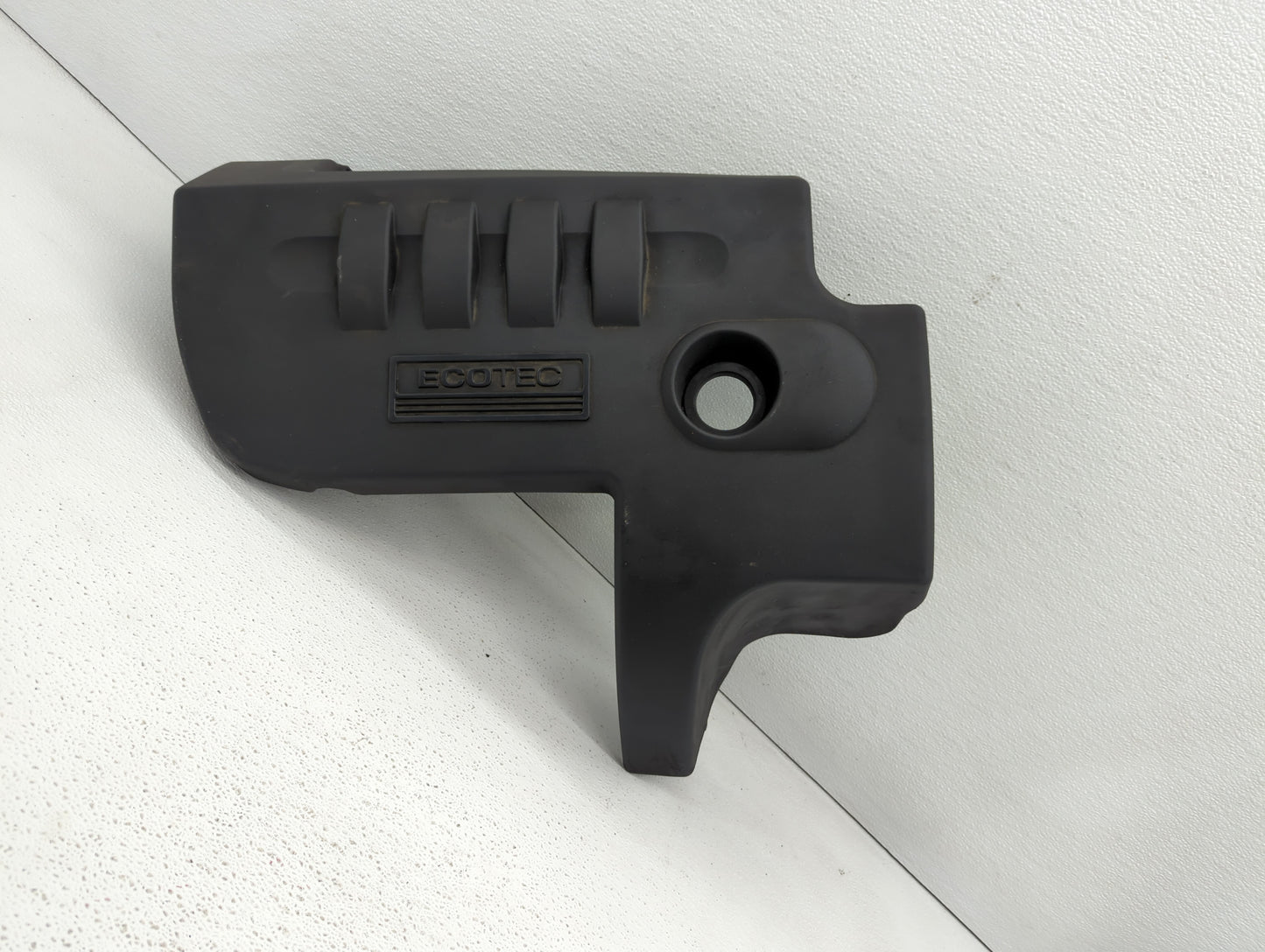 2006 Saturn Ion Engine Cover - Oemusedautoparts1.com