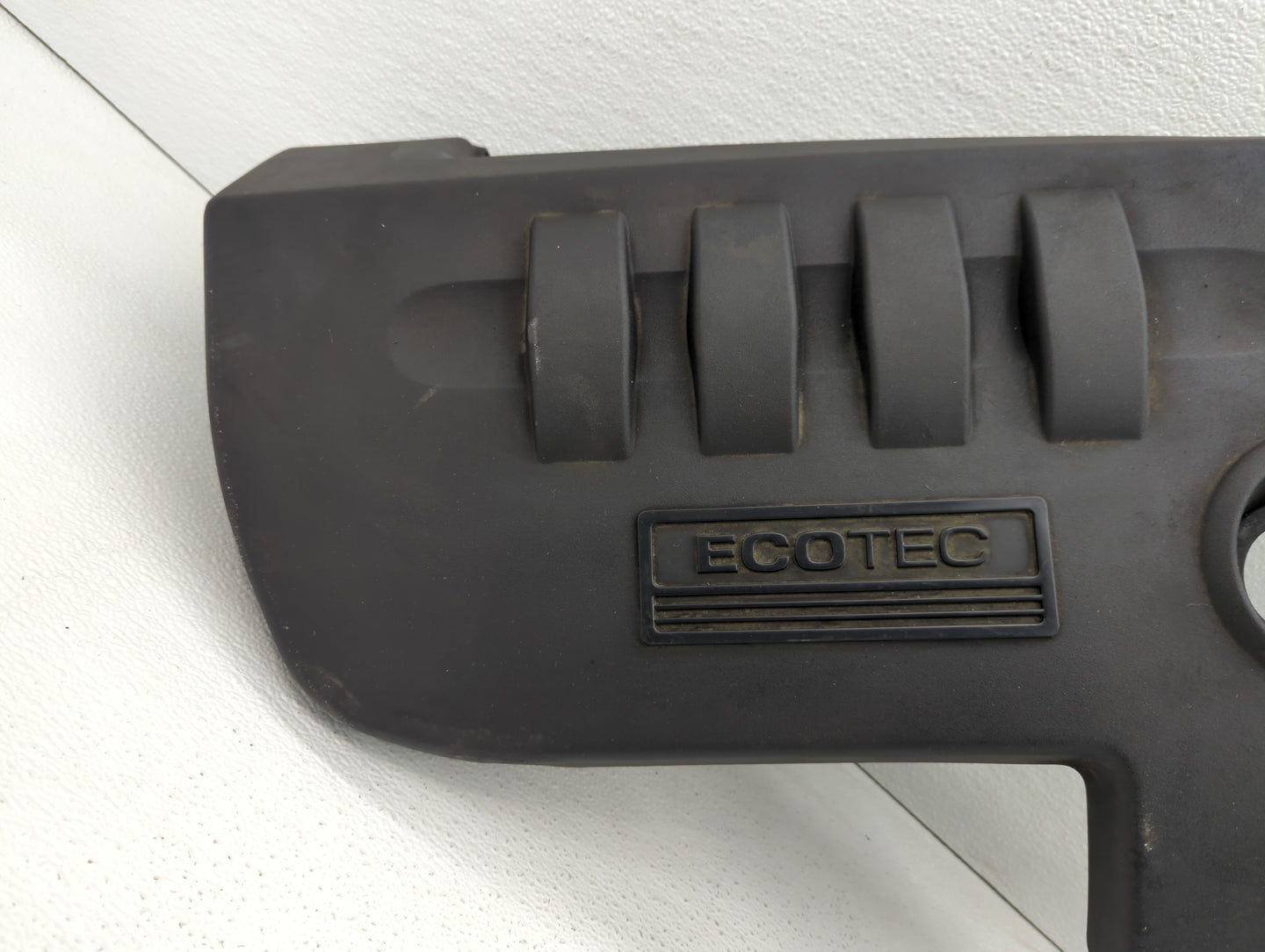 2006 Saturn Ion Engine Cover - Oemusedautoparts1.com