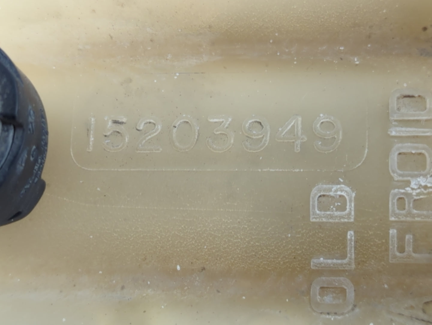 2003-2007 Saturn Ion Windshield Washer Fluid Reservoir Bottle Oem - Oemusedautoparts1.com