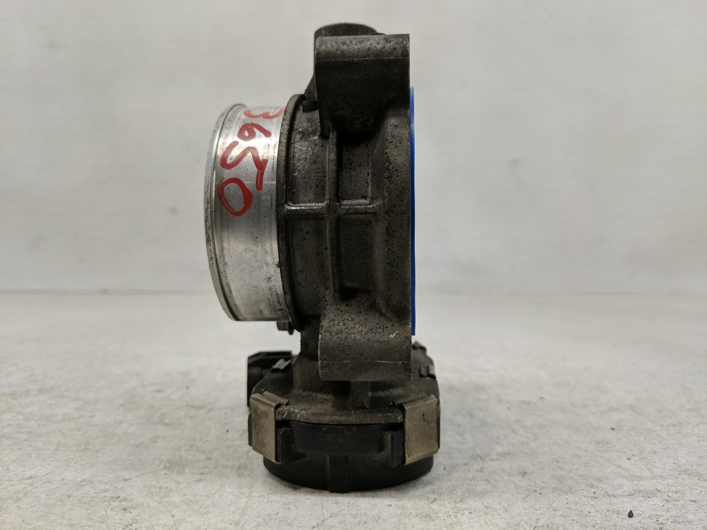2006 Saturn Relay Throttle Body Fits OEM Used Auto Parts - Oemusedautoparts1.com