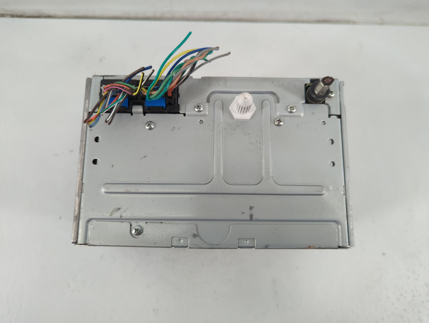 2006-2007 Saturn Vue Radio AM FM Cd Player Receiver Replacement P/N:15790418 Fits Fits 2006 2007 OEM Used Auto Parts - Oemus