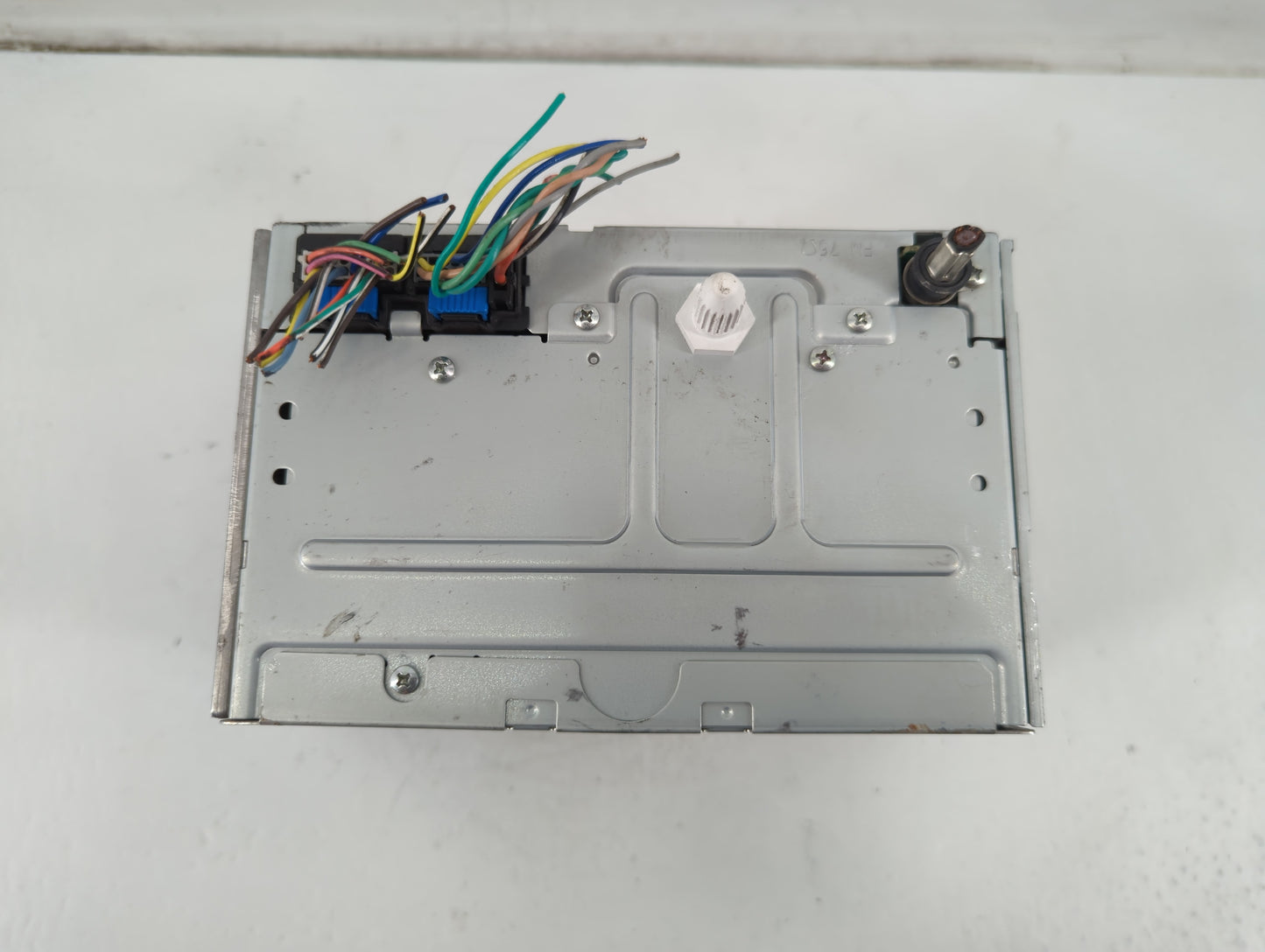 2006-2007 Saturn Vue Radio AM FM Cd Player Receiver Replacement P/N:15790418 Fits Fits 2006 2007 OEM Used Auto Parts - Oemus