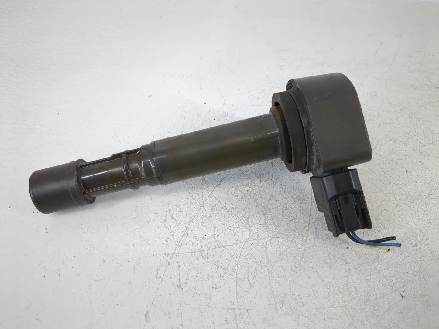 2004-2007 Saturn Vue Ignition Coil Igniter Pack - Oemusedautoparts1.com