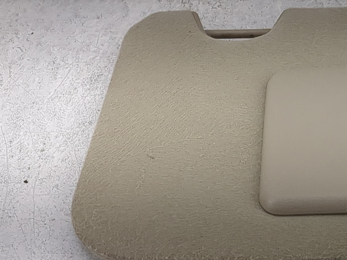 2002-2007 Saturn Vue Sun Visor Shade Replacement Passenger Right Mirror Fits Fits 2002 2003 2004 2005 2006 2007 OEM Used Aut