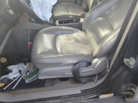 2006-2007 Saturn Vue Driver Front Seat Oem - Oemusedautoparts1.com