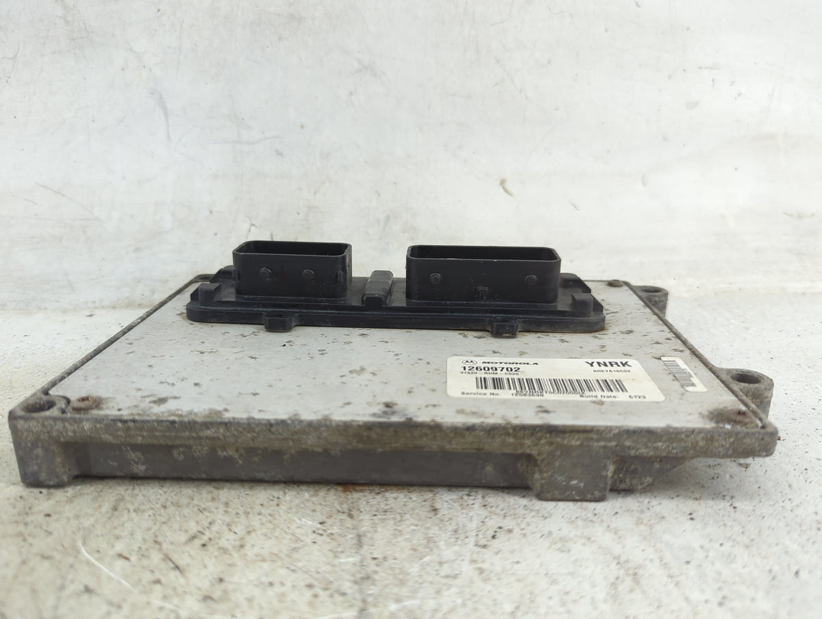 2004-2006 Saturn Vue PCM Engine Control Computer ECU ECM PCU OEM P/N:12609702 12583698 Fits 2004 2005 2006 OEM Used Auto Par