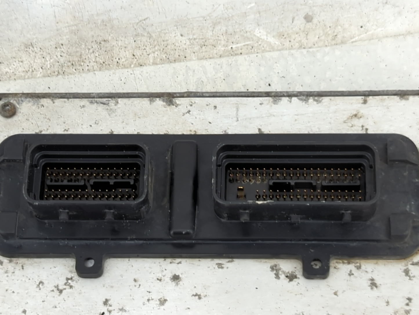 2004-2006 Saturn Vue PCM Engine Control Computer ECU ECM PCU OEM P/N:12609702 12583698 Fits Fits 2004 2005 2006 OEM Used Aut
