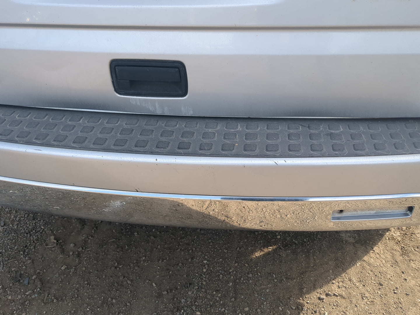 2006-2007 Saturn Vue Rear Bumper Assembly Oem - Oemusedautoparts1.com