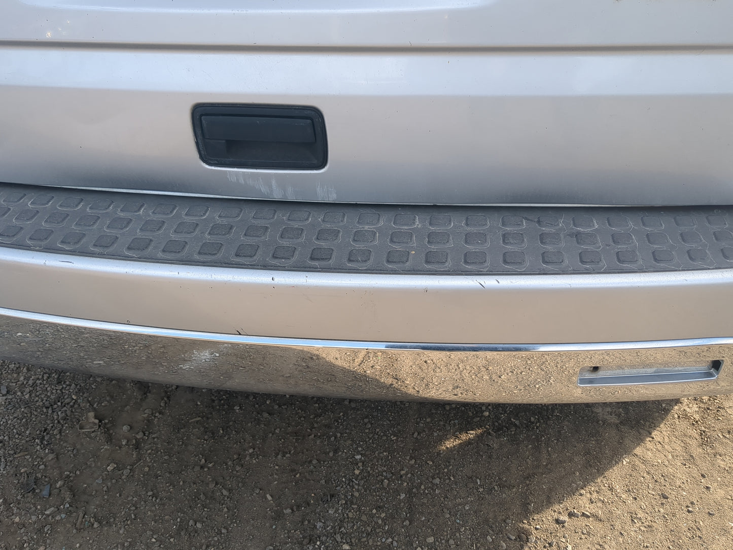 2006-2007 Saturn Vue Rear Bumper Assembly Oem - Oemusedautoparts1.com
