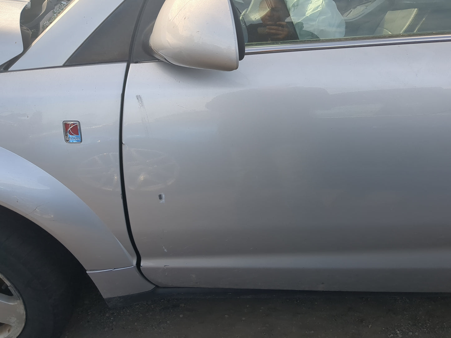 2006-2007 Saturn Vue Driver Front Door Oem - Oemusedautoparts1.com