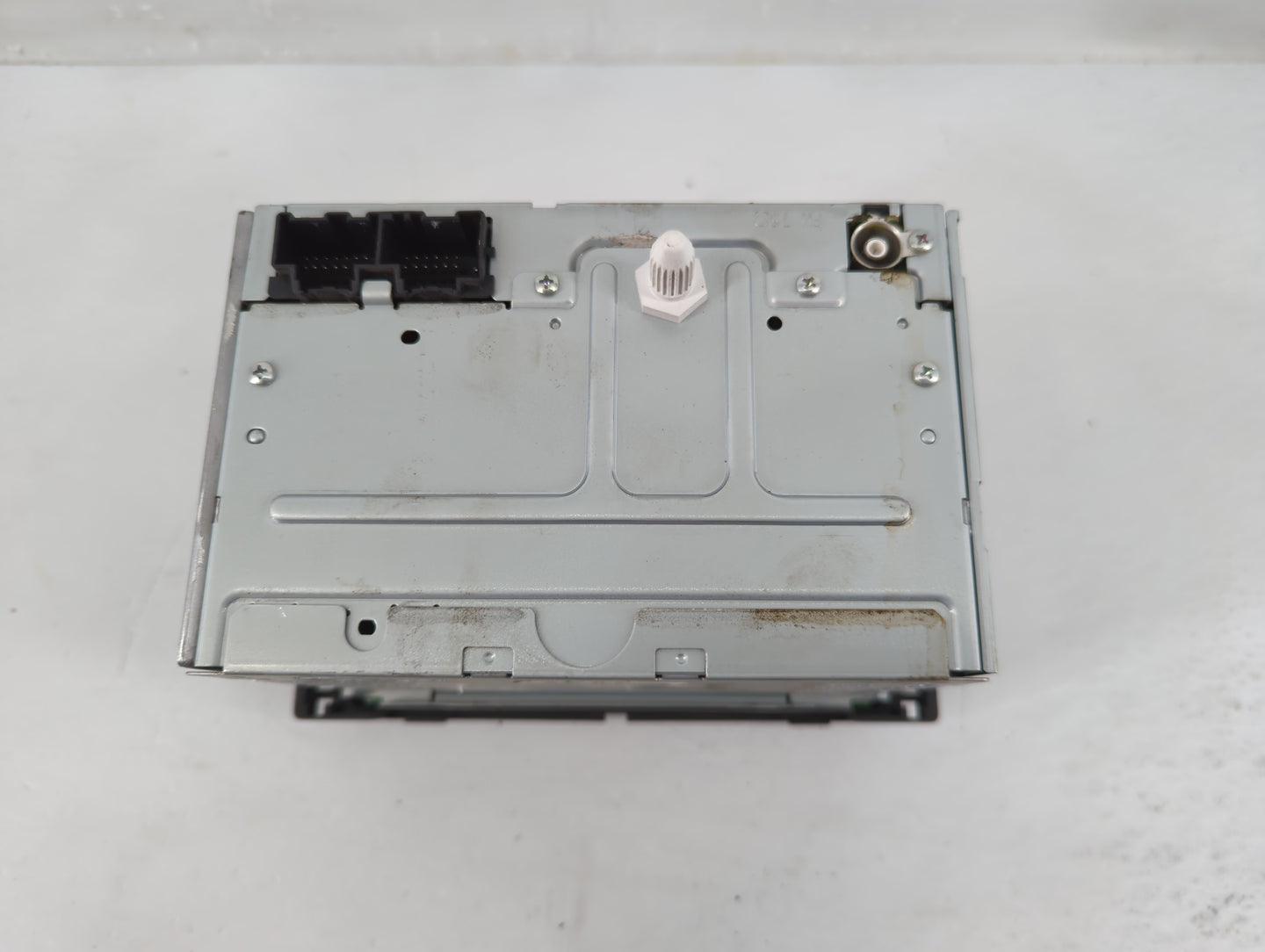 2006 Saturn Vue Radio AM FM Cd Player Receiver Replacement P/N:15814424 Fits Fits 2007 OEM Used Auto Parts - Oemusedautopart