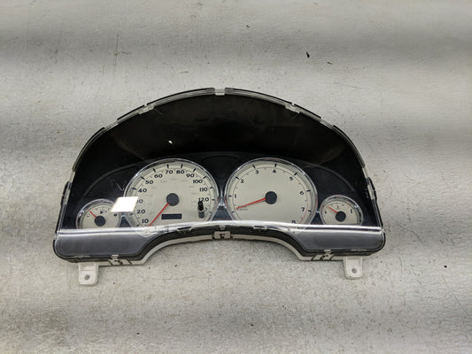 2006-2007 Saturn Vue Instrument Cluster Speedometer Gauges P/N:10369366 Fits Fits 2006 2007 OEM Used Auto Parts - Oemusedaut