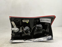 2004-2007 Saturn Vue Tail Light Assembly Passenger Right OEM P/N:2GCX-13407-AC Fits Fits 2004 2005 2006 2007 OEM Used Auto P