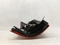 2004-2007 Saturn Vue Tail Light Assembly Passenger Right OEM P/N:15851056 Fits Fits 2004 2005 2006 2007 OEM Used Auto Parts 