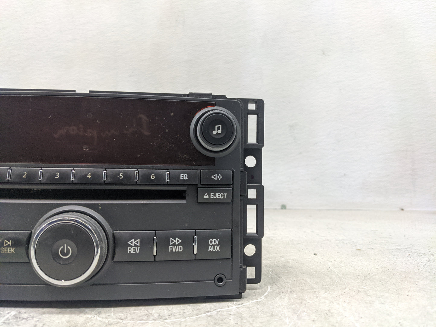 2006 Saturn Vue Radio AM FM Cd Player Receiver Replacement P/N:15814424 Fits Fits 2007 OEM Used Auto Parts - Oemusedautopart