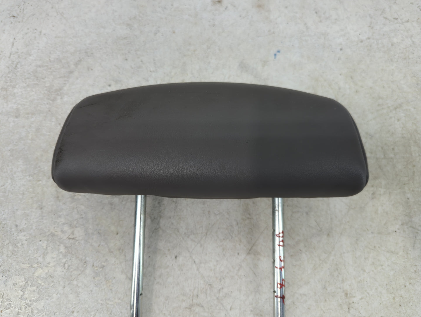 2006-2007 Saturn Vue Headrest Head Rest Front Driver Passenger Seat Grey - Oemusedautoparts1.com