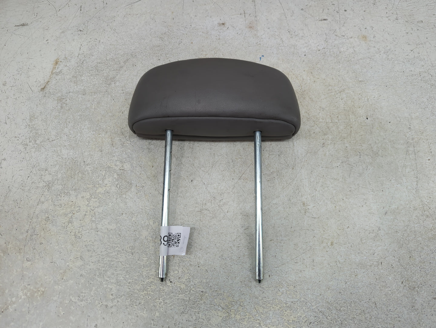 2006-2007 Saturn Vue Headrest Head Rest Front Driver Passenger Seat Grey - Oemusedautoparts1.com