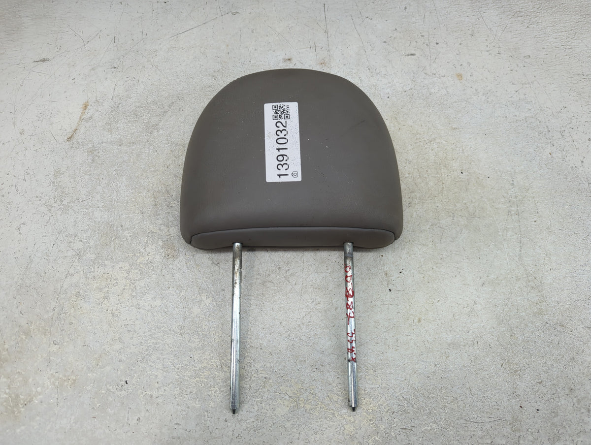 2006 Saturn Vue Headrest Head Rest Rear Seat Fits OEM Used Auto Parts - Oemusedautoparts1.com