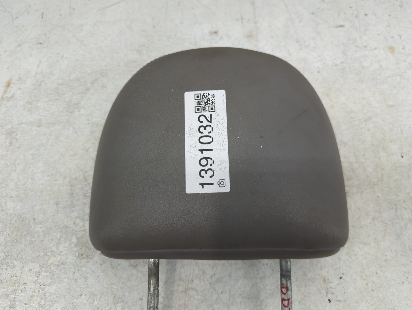 2003-2007 Saturn Vue Headrest Head Rest Rear Seat Fits Fits 2003 2004 2005 2006 2007 OEM Used Auto Parts - Oemusedautoparts1