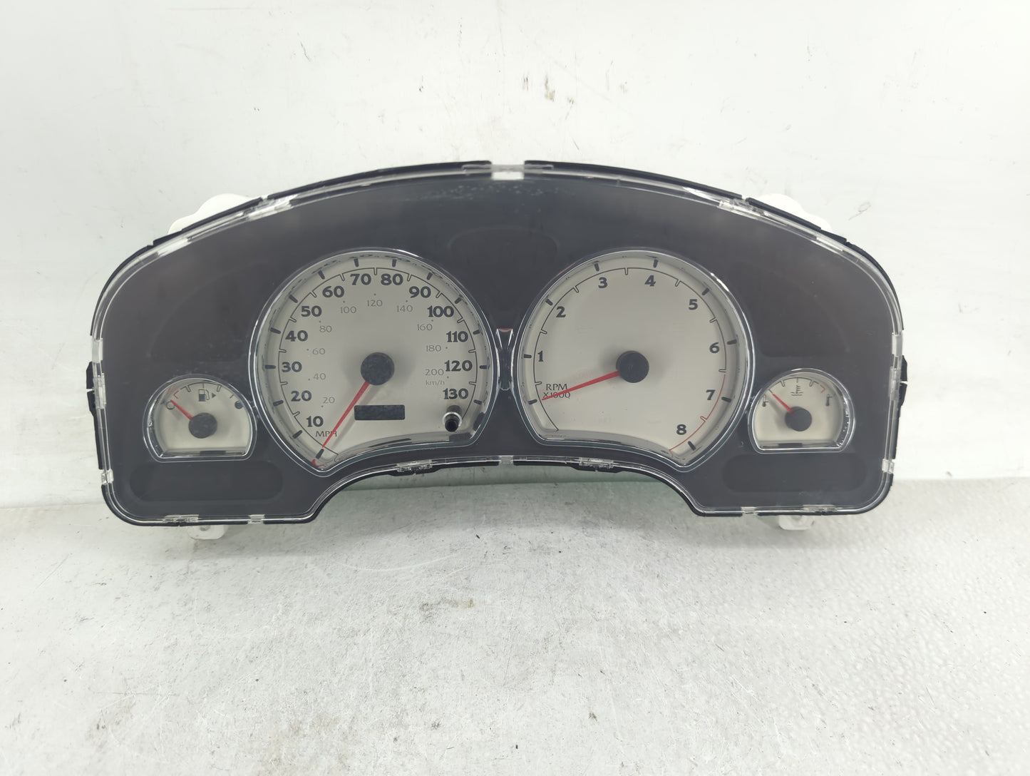 2006-2007 Saturn Vue Instrument Cluster Speedometer Gauges P/N:10369366 Fits Fits 2006 2007 OEM Used Auto Parts - Oemusedaut
