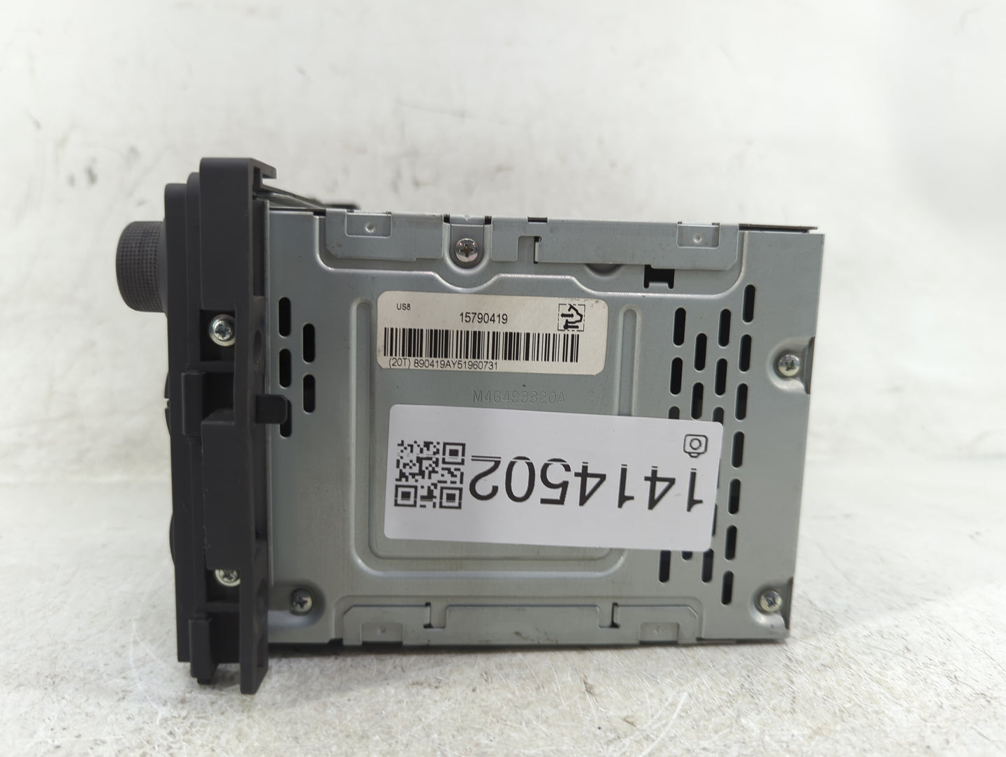 2006 Saturn Vue Radio AM FM Cd Player Receiver Replacement P/N:15790419 Fits OEM Used Auto Parts - Oemusedautoparts1.com