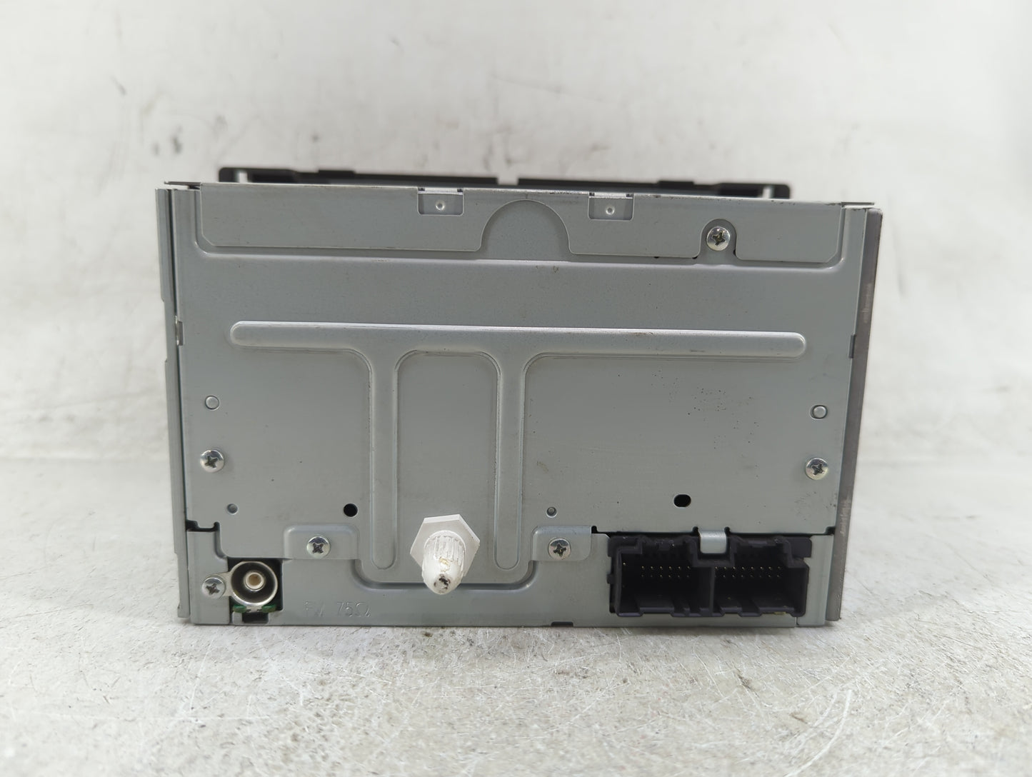 2006 Saturn Vue Radio AM FM Cd Player Receiver Replacement P/N:15790419 Fits OEM Used Auto Parts - Oemusedautoparts1.com