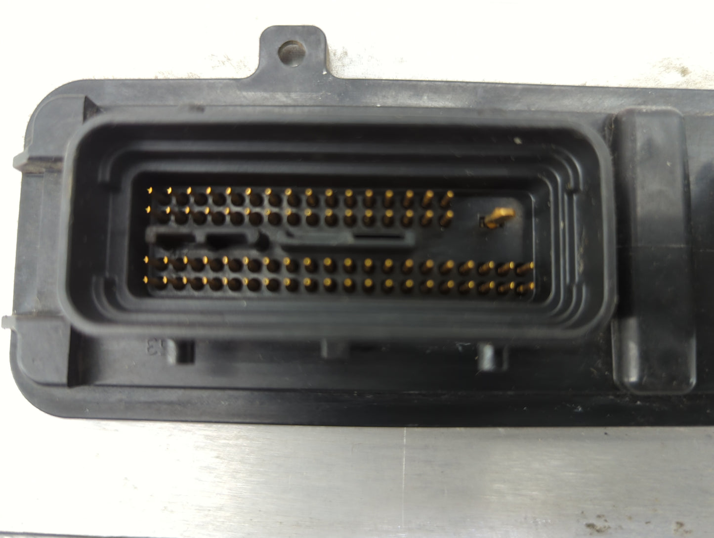2004-2006 Saturn Vue PCM Engine Control Computer ECU ECM PCU OEM P/N:12596648 Fits Fits 2004 2005 2006 OEM Used Auto Parts -