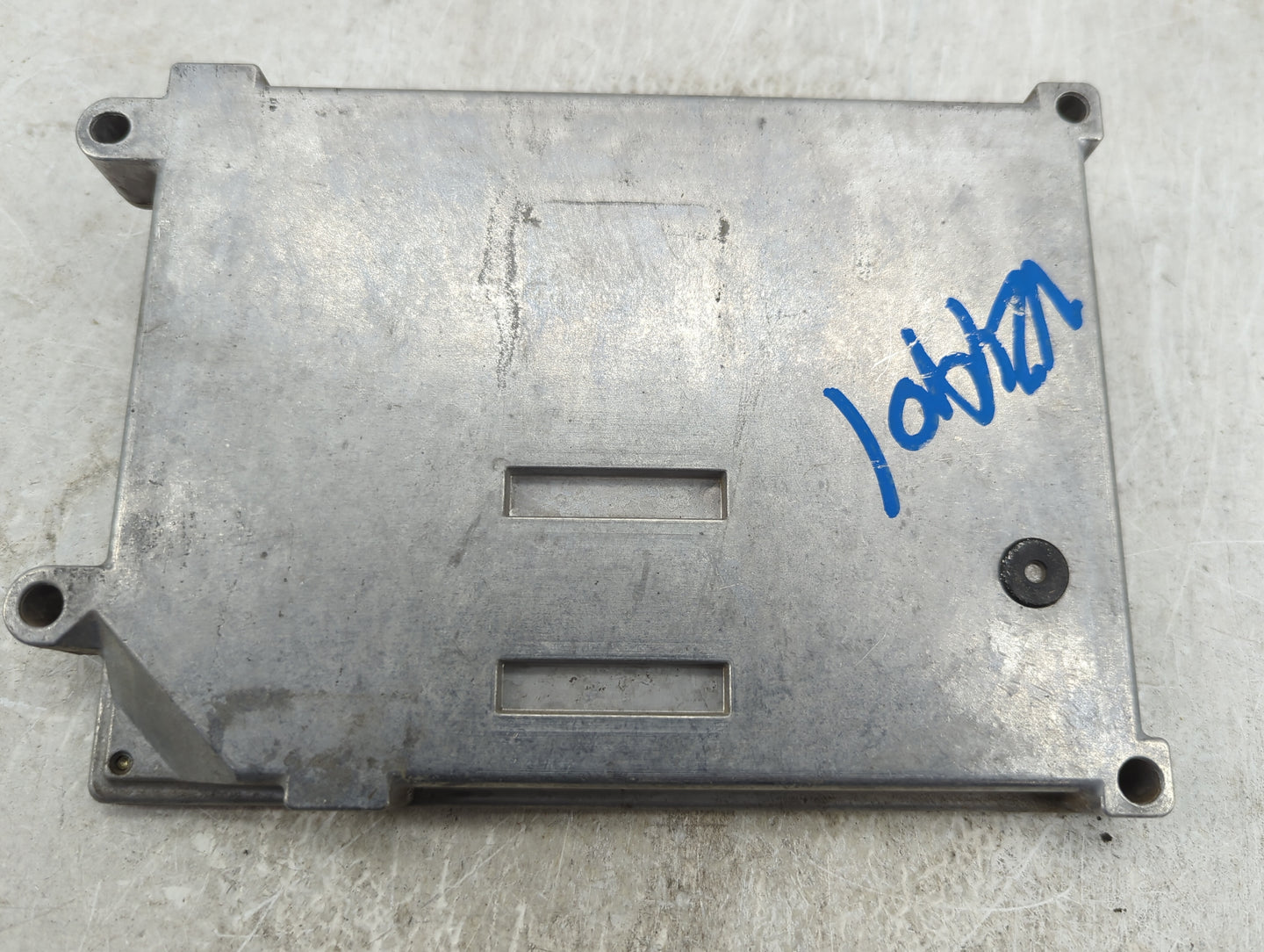 2004-2006 Saturn Vue PCM Engine Control Computer ECU ECM PCU OEM P/N:12596648 Fits Fits 2004 2005 2006 OEM Used Auto Parts -